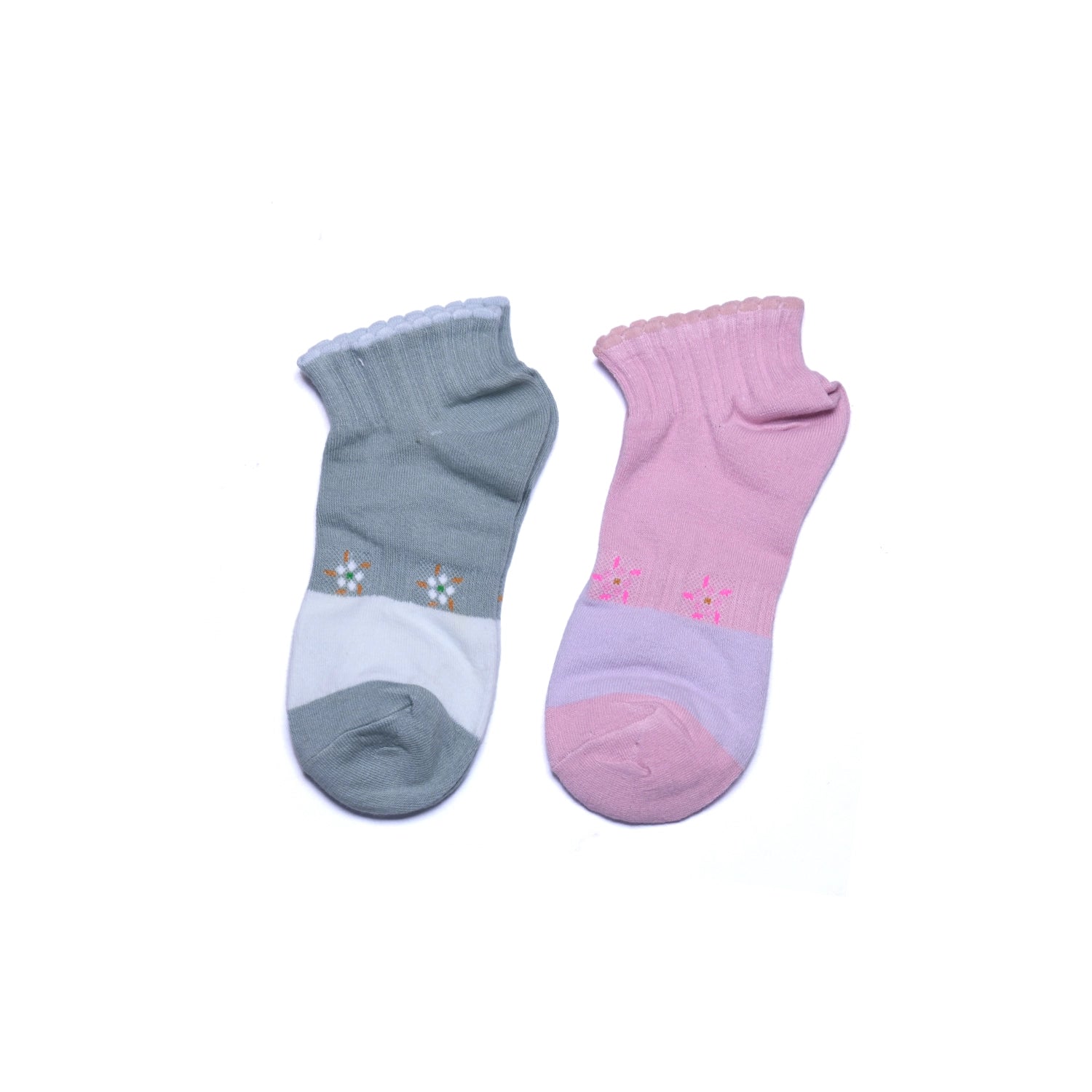 bata---socks